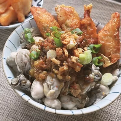 招牌蚵仔蝦捲蓋飯